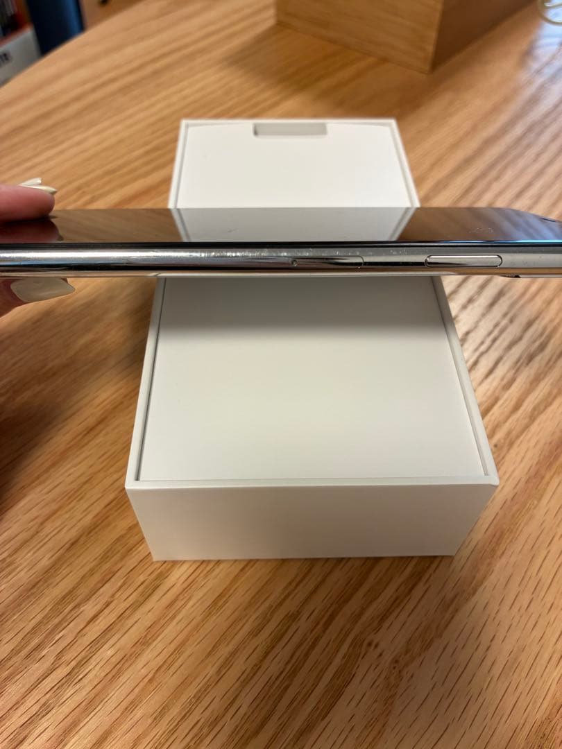 Apple iPhone XS Max 256GB シルバー