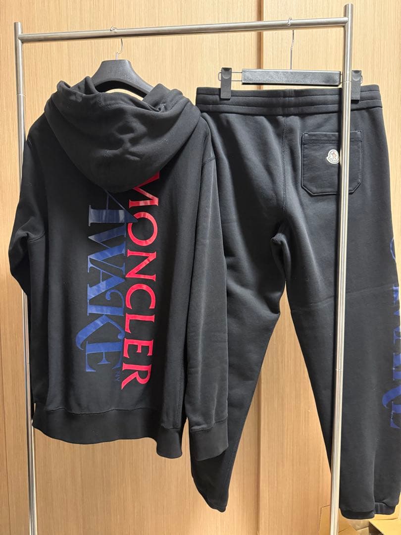 MONCLER ジーニアス AWAKE コラボセットアップ モンクレール