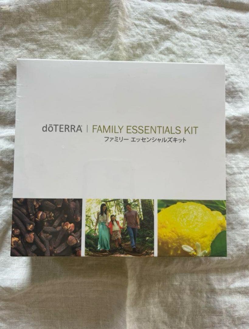 新品未開封　dōTERRA ファミリーエッセンシャルキット10本セット箱付き