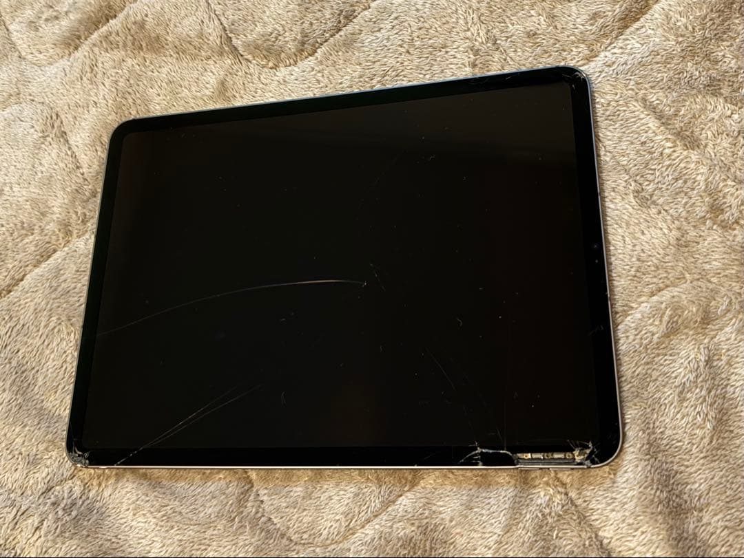 ipad pro 第3世代 11インチ 128GB 画面割れ有り