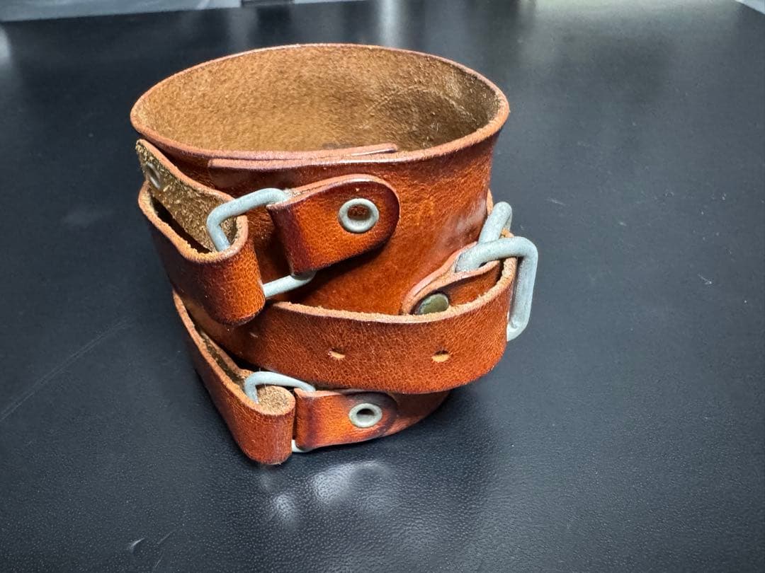 PEEL&LIFT＊ピールアンドリフト＊leather wrist strap