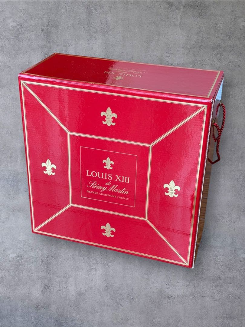 【極美品・バカラ社製】レミーマルタン ルイ13世 空瓶＆専用ボックスセット