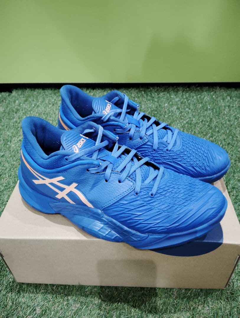 asics アンプレアルスlow 限定カラー ブルー