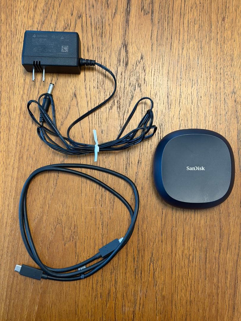 外付けハードディスク・ドライブ SanDisk DeskDrive 8TB SDSSDT40-8T00-NA25