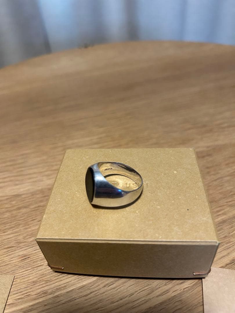 エツシ　シグネットリング　レザー