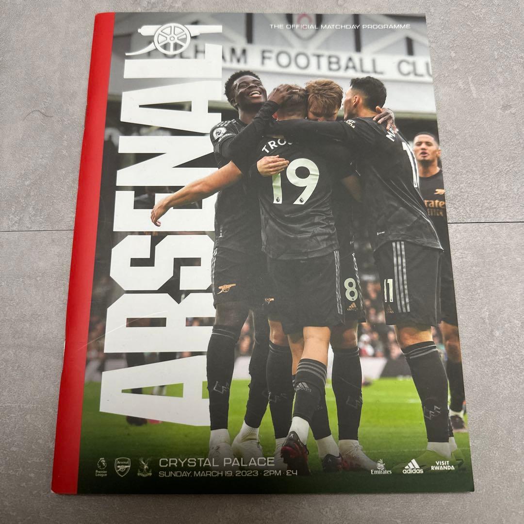 【現地購入品】冨安健洋直筆サイン入りアーセナルユニフォーム➕マッチデイプログラム