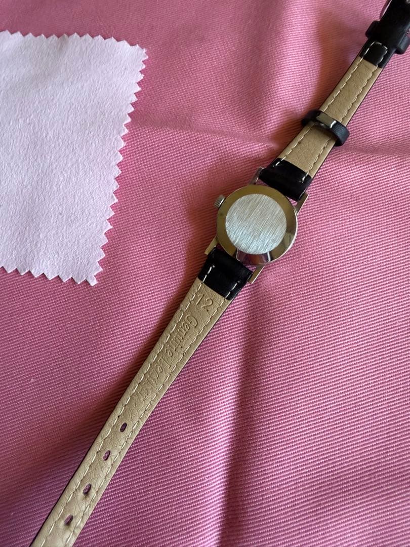 オメガ　手巻き時計　シルバー　ブラック　クロスとポーチ付き