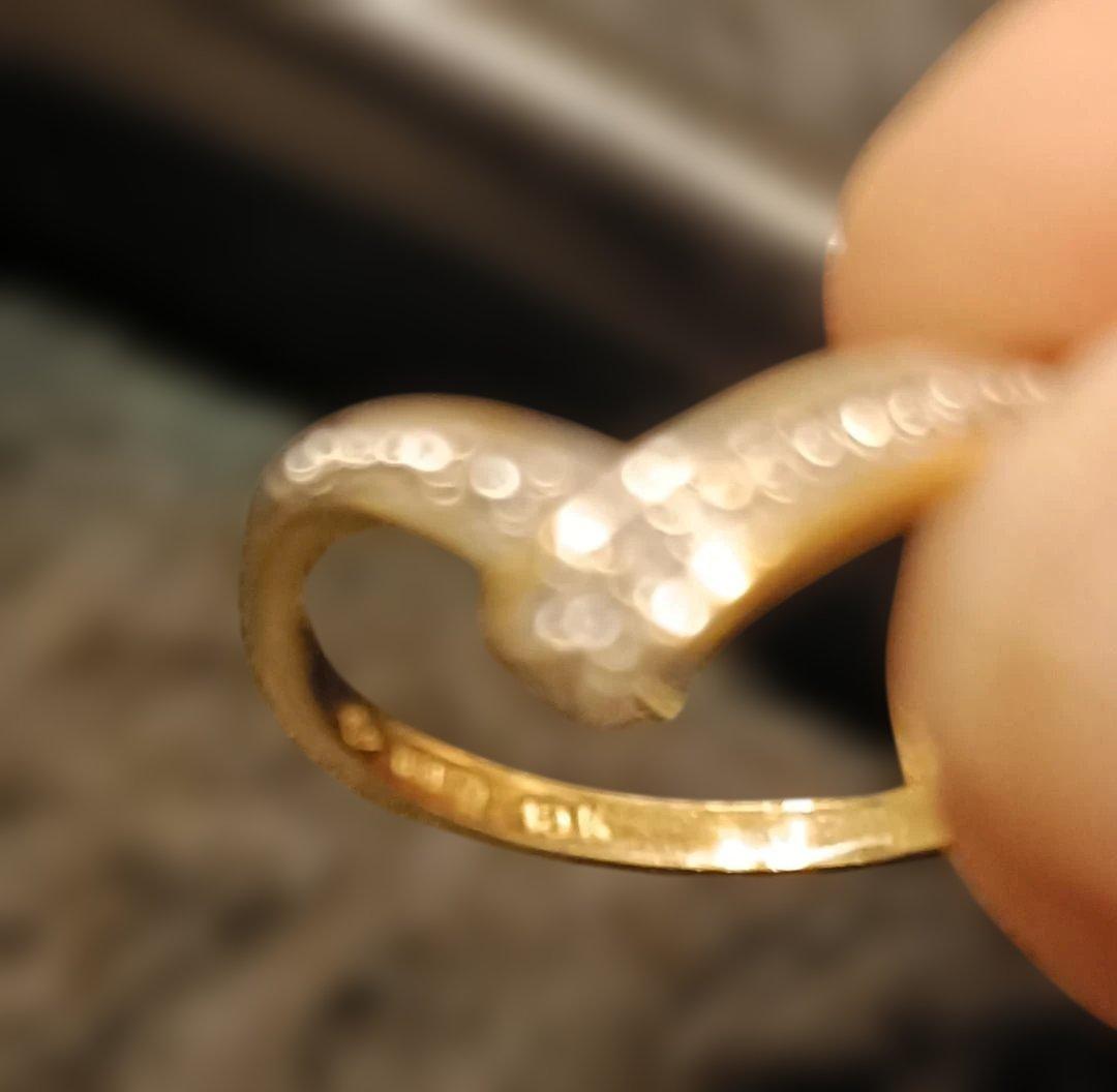 18K ゴールド V字型リング