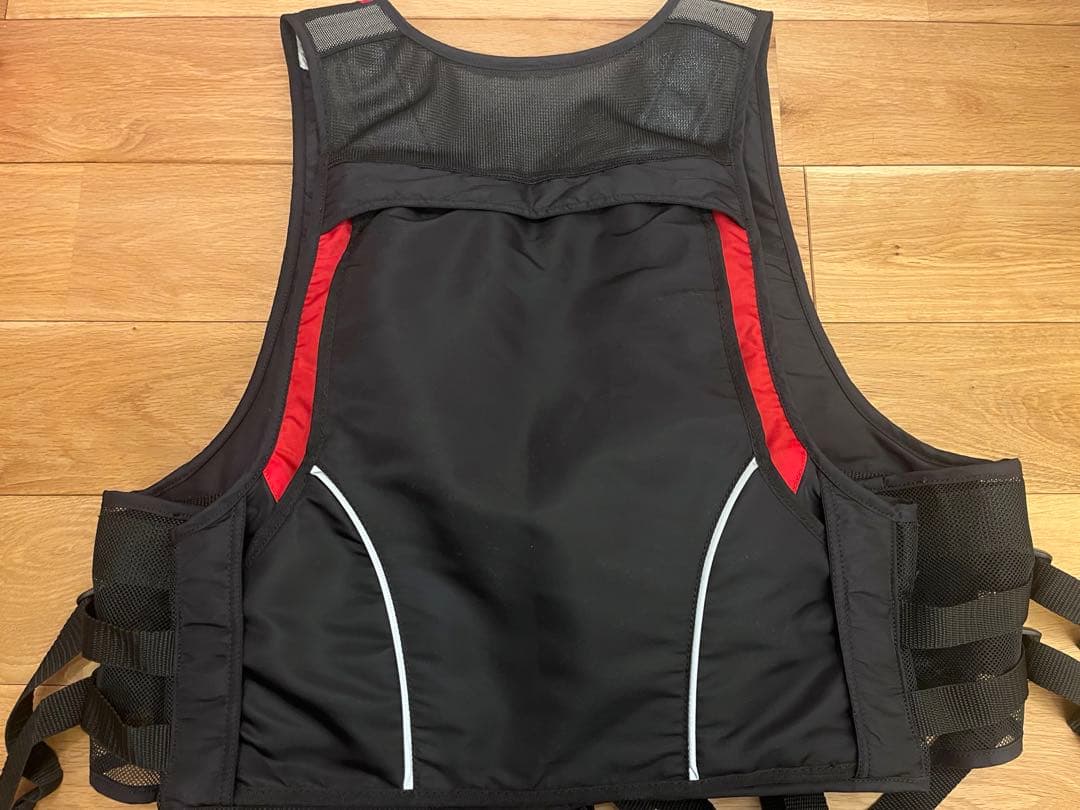 東レ　フローティングベスト