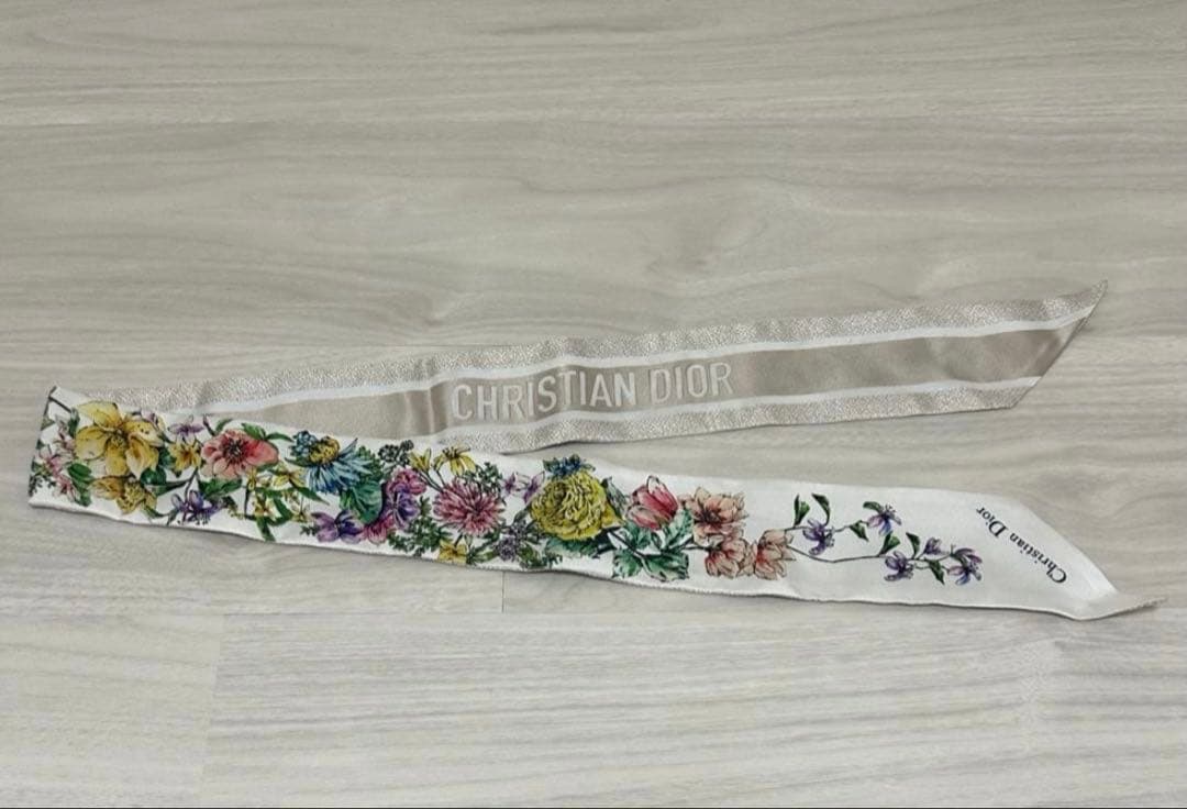 【新品・未使用】ディオール D-フローラル ミッツァ スカーフ 花柄