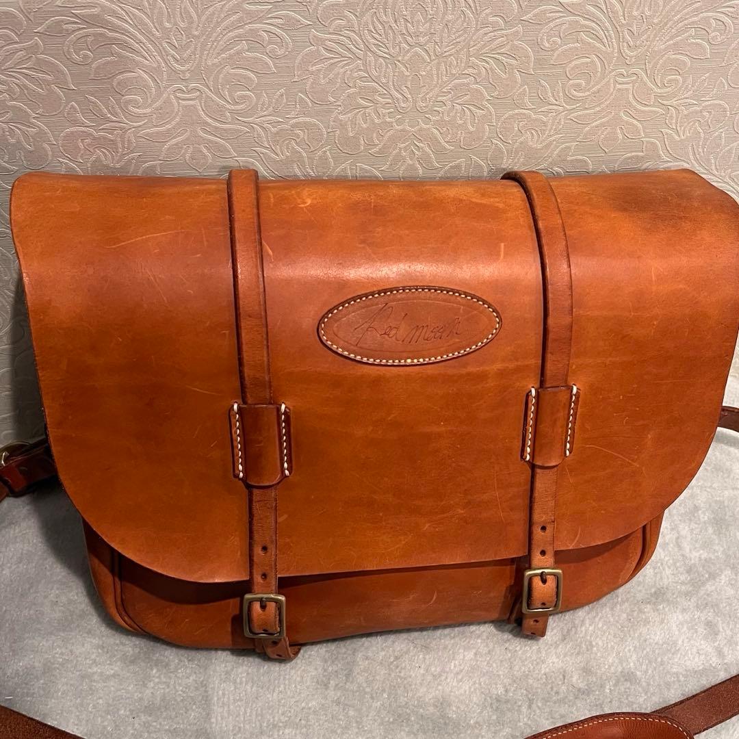 REDMOON ショルダーバッグ メッセンジャーバッグ レッドムーン 本革