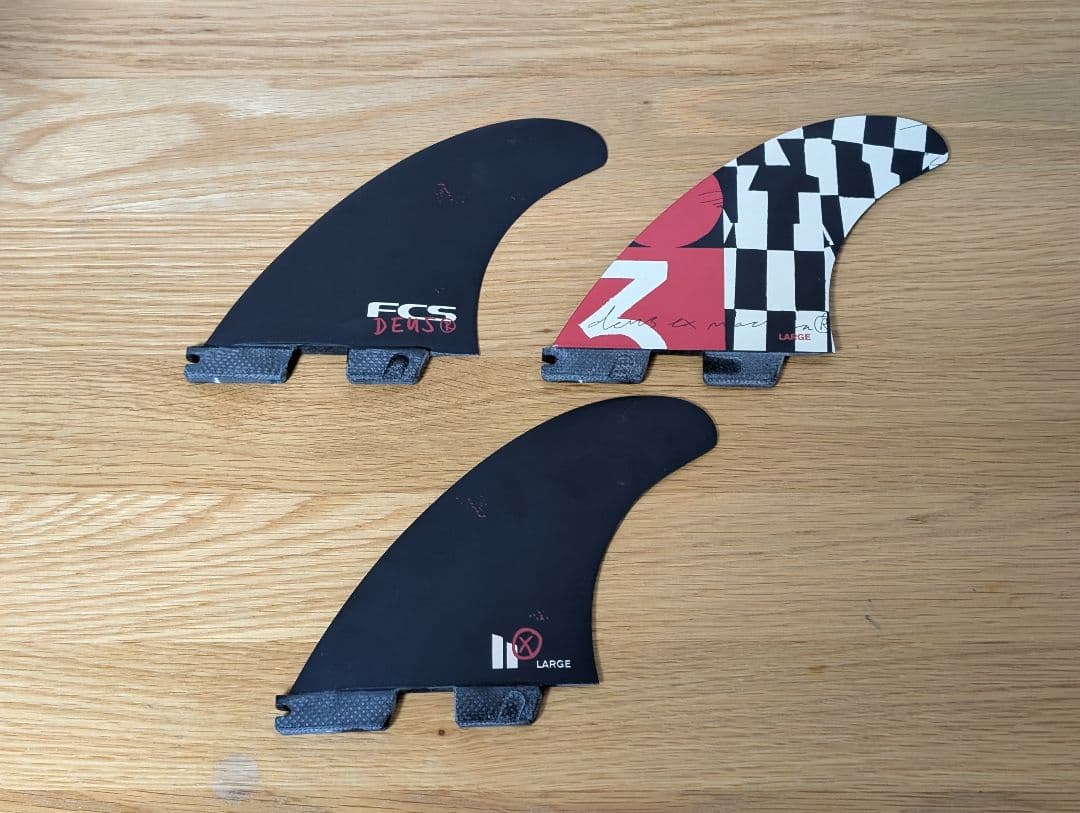 FCS Accelerator Thruster フィン ラージ PC DEUS