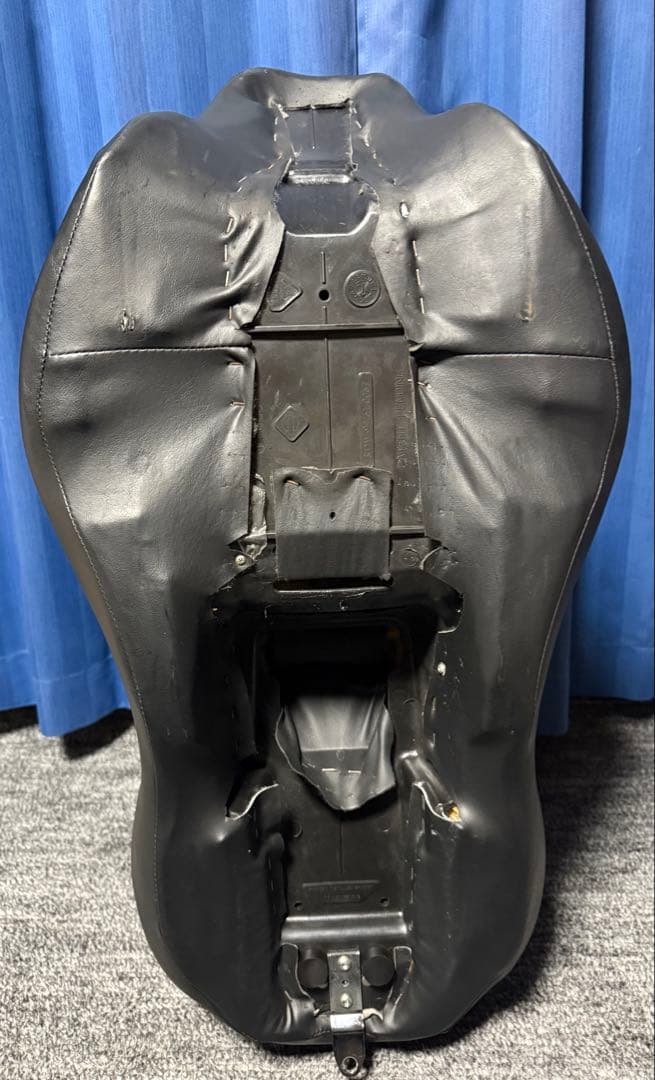 ハーレー FLHTK エレクトラグライド ウルトラリミテッド 純正 シート