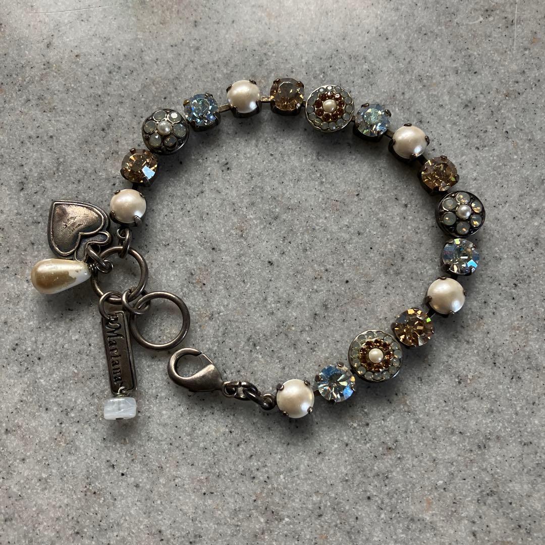 Marlana ビジューブレスレット ハートチャーム付き アンティーク