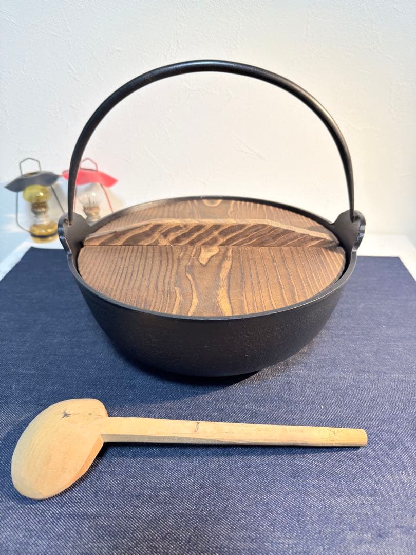 南部鉄器 岩鋳 ふるさと鍋 深型 24cm 1回使用 木蓋 お玉付 田舎鍋 鉄鍋