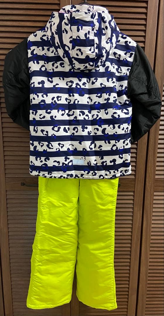 子供用ディズニースキーウェア 上下セット(グロブ・靴下・ゴーグル付)