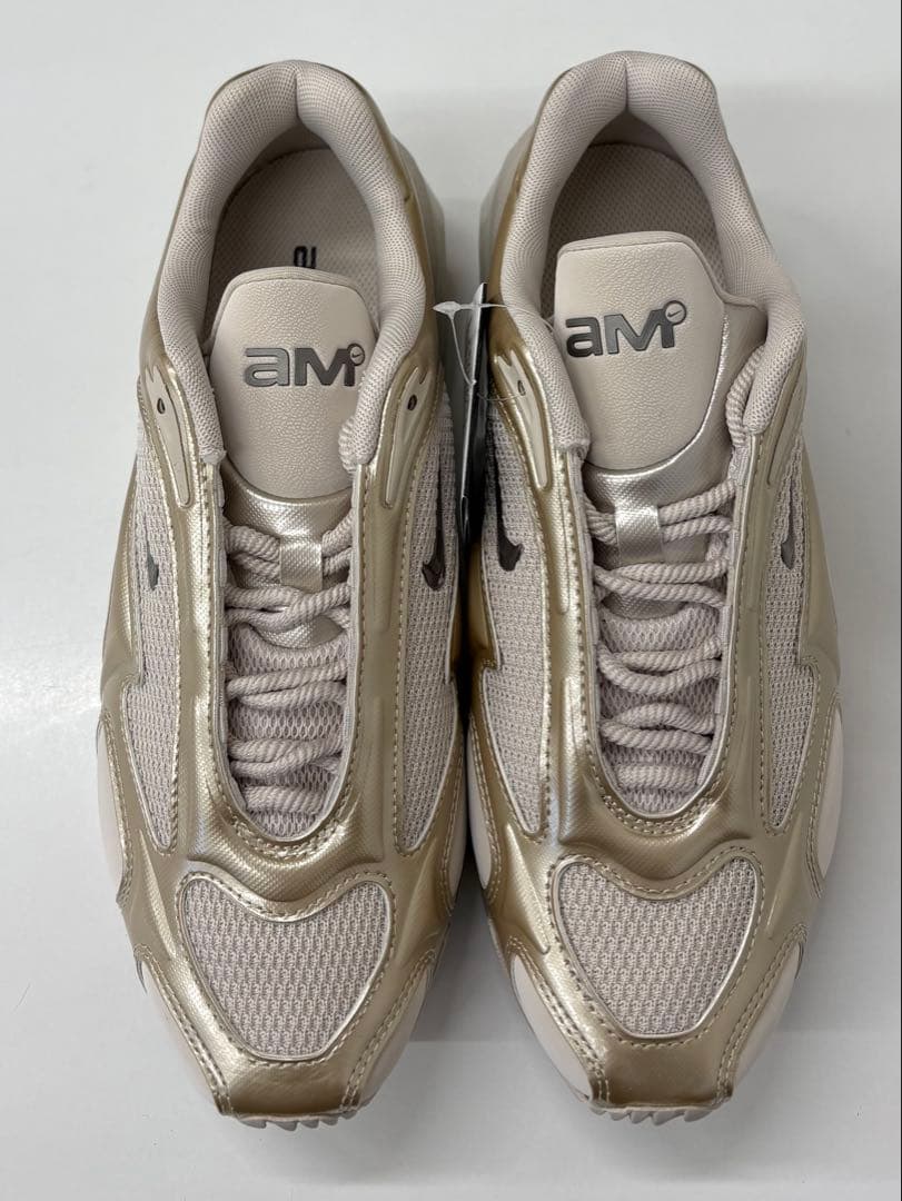 NIKE エアマックス　ミューズ　メタリックシルバー　24㎝