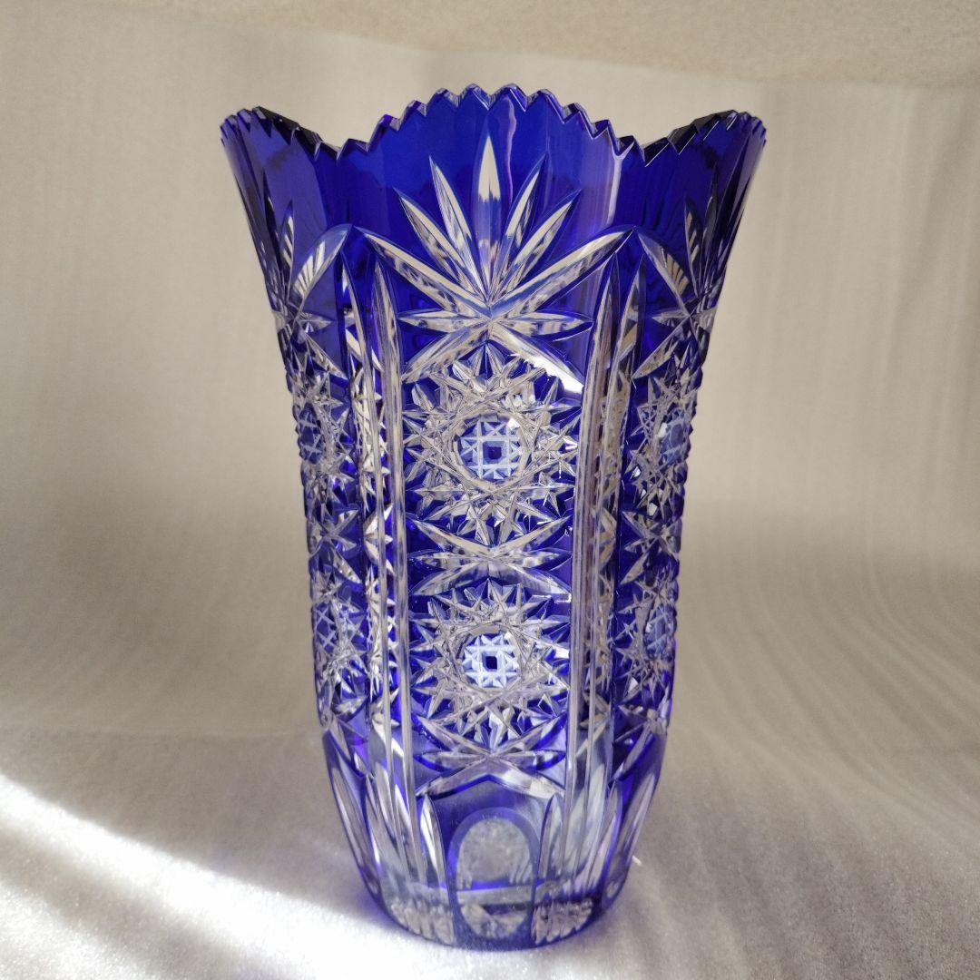 色被花瓶　切子　フラワーベース