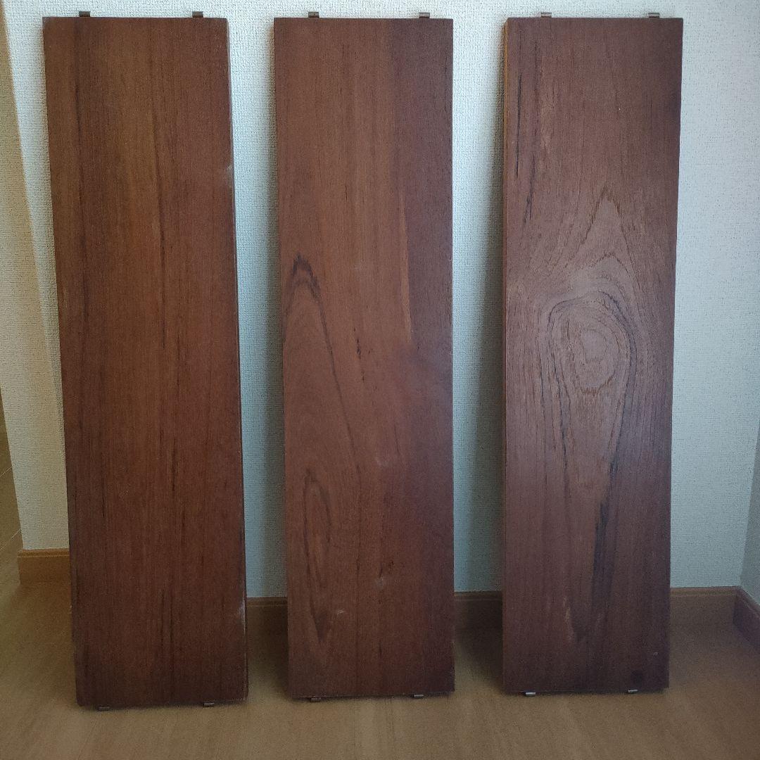 ニッセ・ストリ二ング　ストリング（string）チーク材ウォールラック