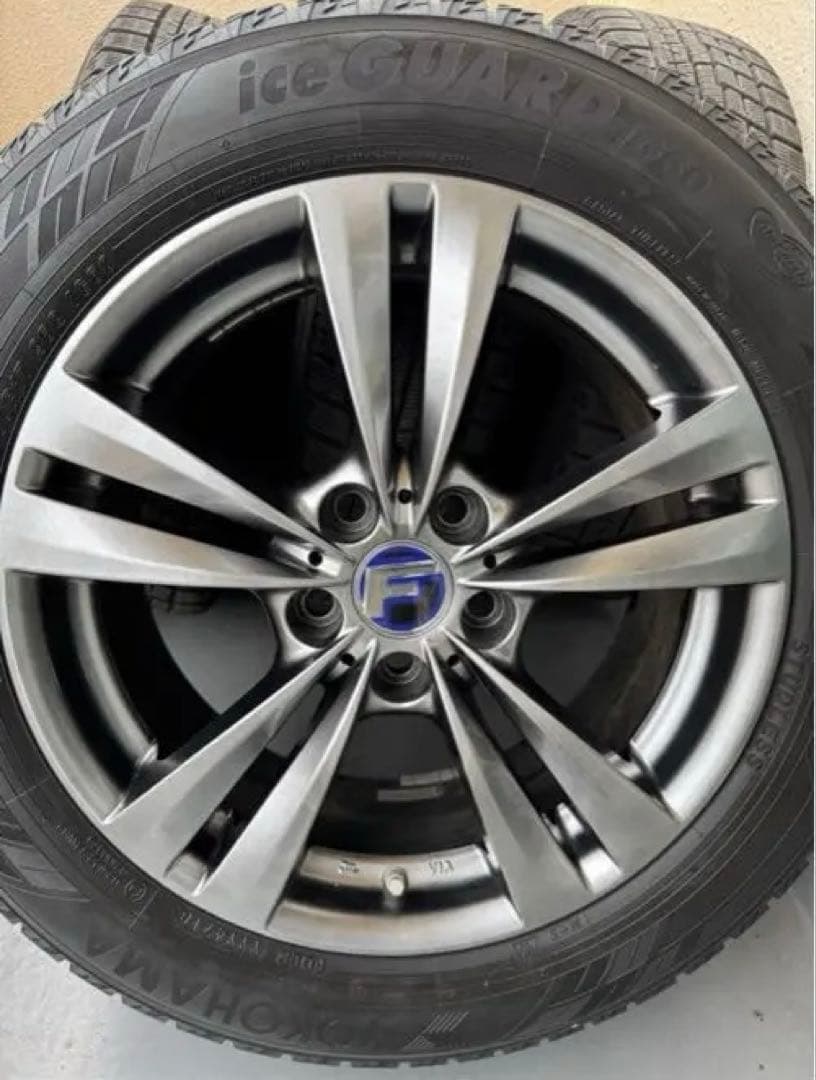 スタッドレスタイヤ 215/60R17 スポークアルミ4本セット　NX10系に