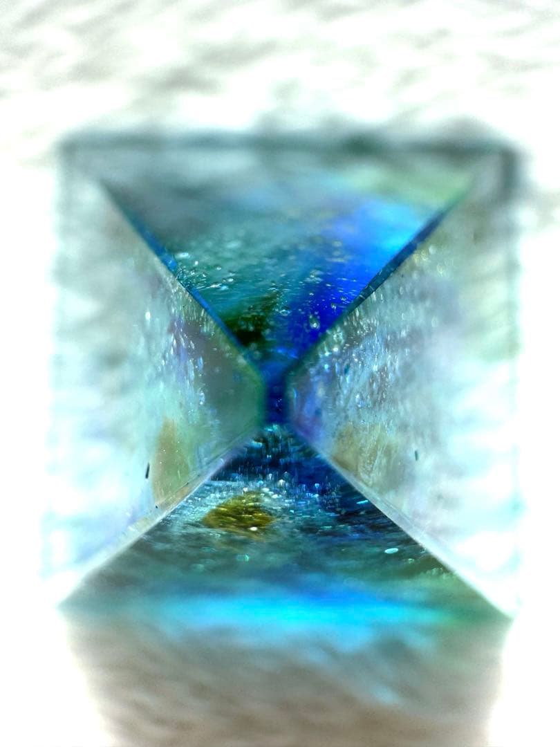 aya103 シエラネバダ産 アンダラクリスタル ピラミッド大 ブルー系