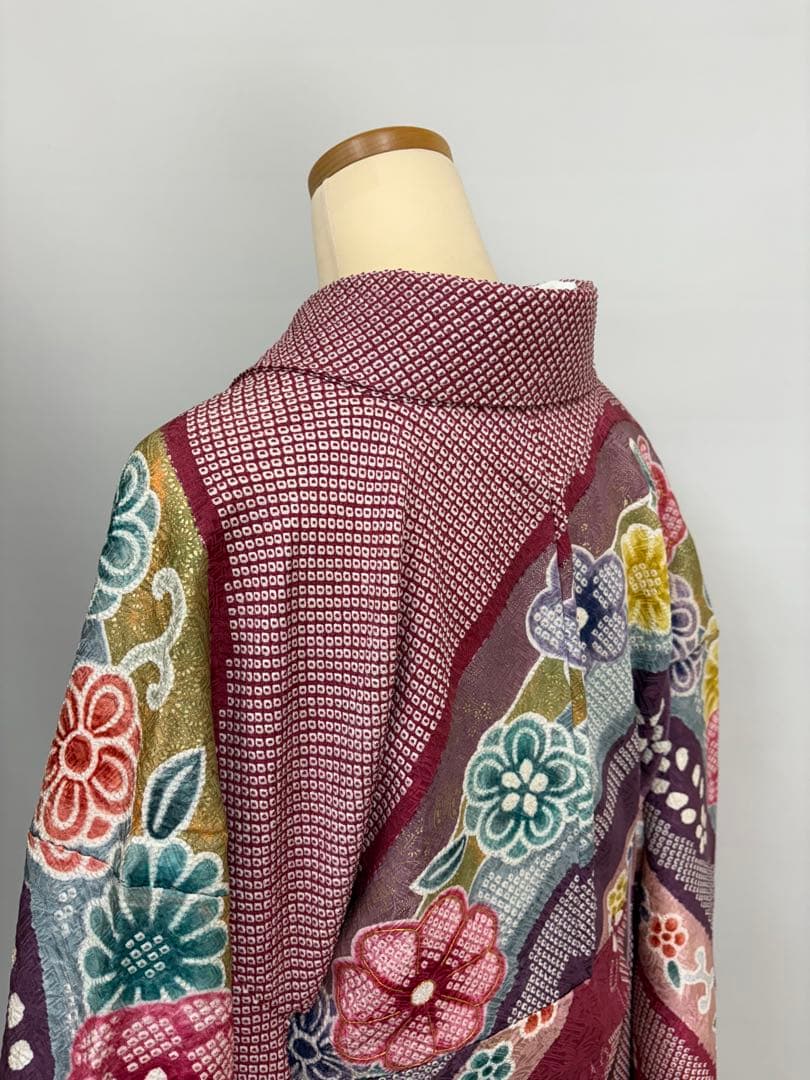 振袖 絞り 花模様 花唐草