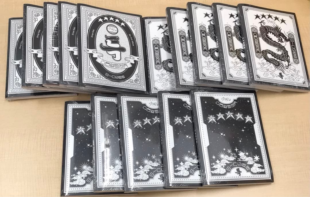 ❶ Stray Kids 5-STAR アルバム 3種 15枚 まとめ売り