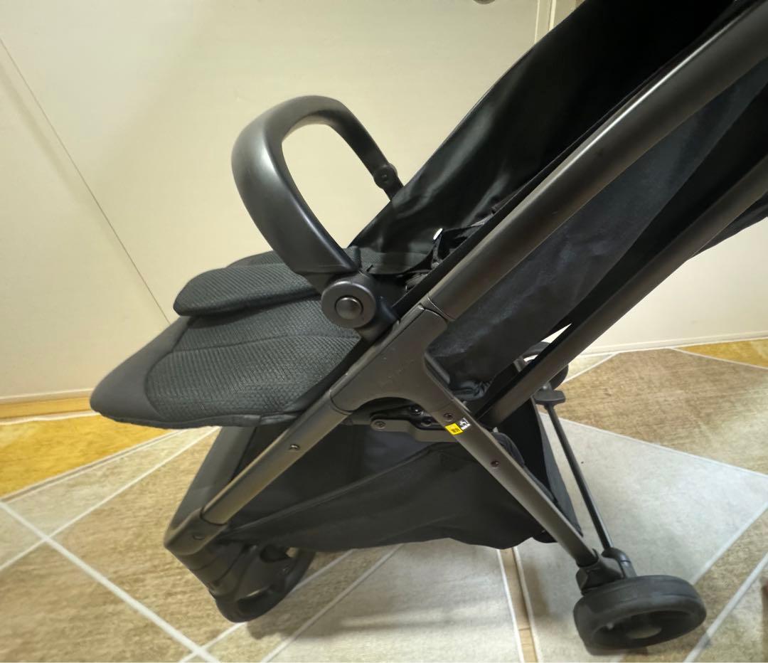 Aprica Viit　B型ベビーカー　レインカバー付き