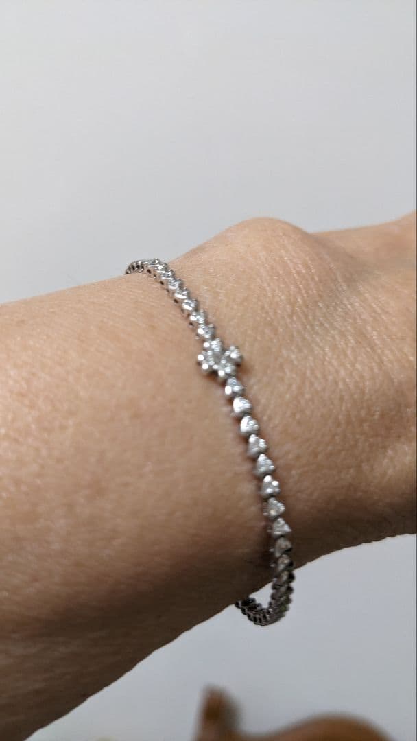 天然ダイヤモンド　バングル　円周16センチ