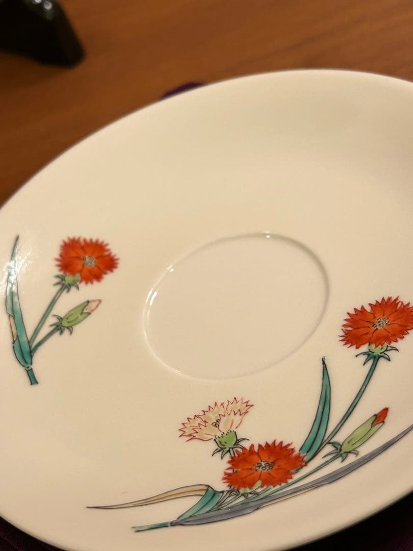 人間国宝 十四代 柿右衛門 本人作 濁手 撫子文 珈琲碗 カップ&ソーサー