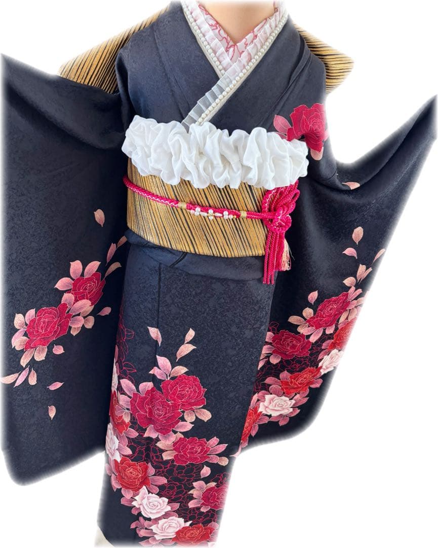 豪華　未使用に近い　黒地バラ刺繍振袖フルセット　成人式　パールトーン加工
