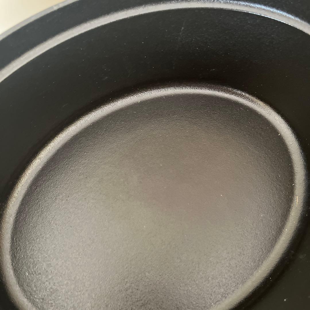 ストウブ　ココットオーバル　27センチ　ブラック　サービングスプーン付き