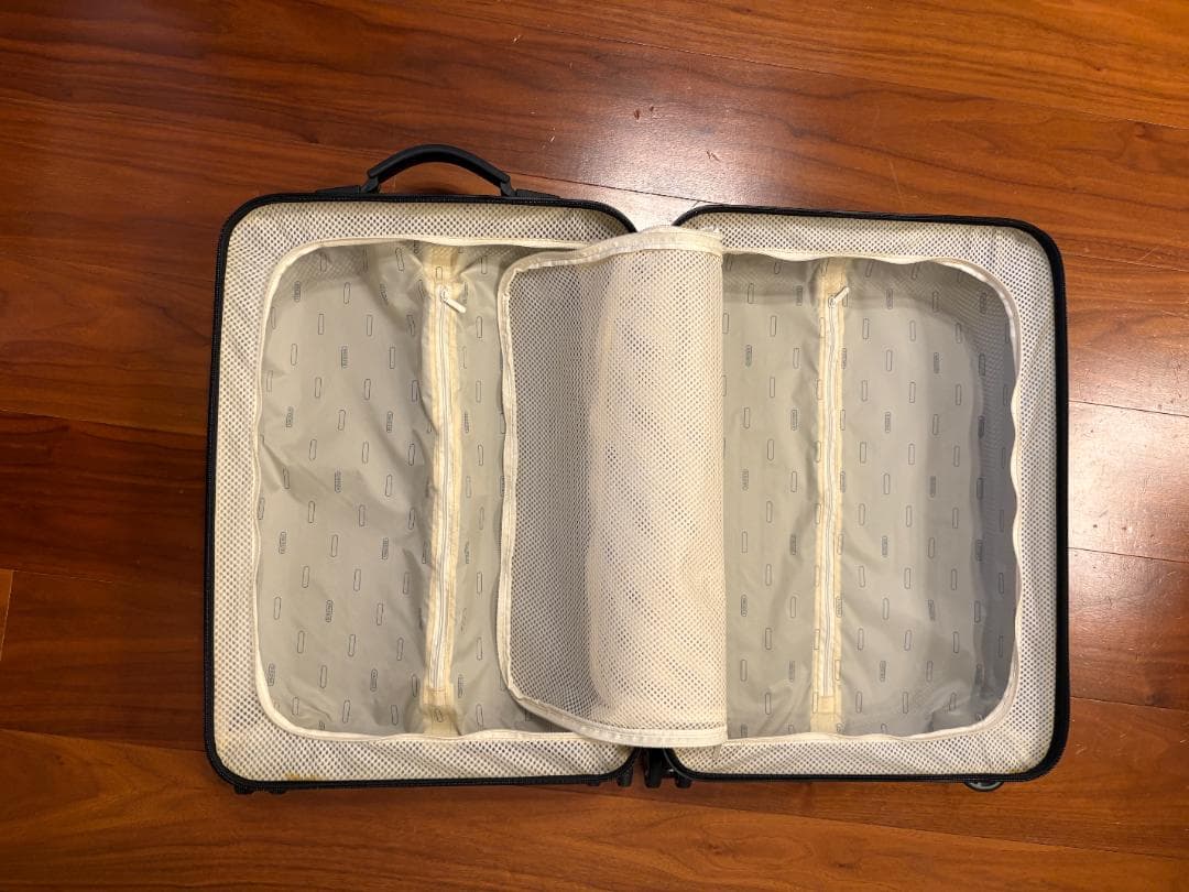 バッグ RIMOWA SALSA AIR 33L 825.52