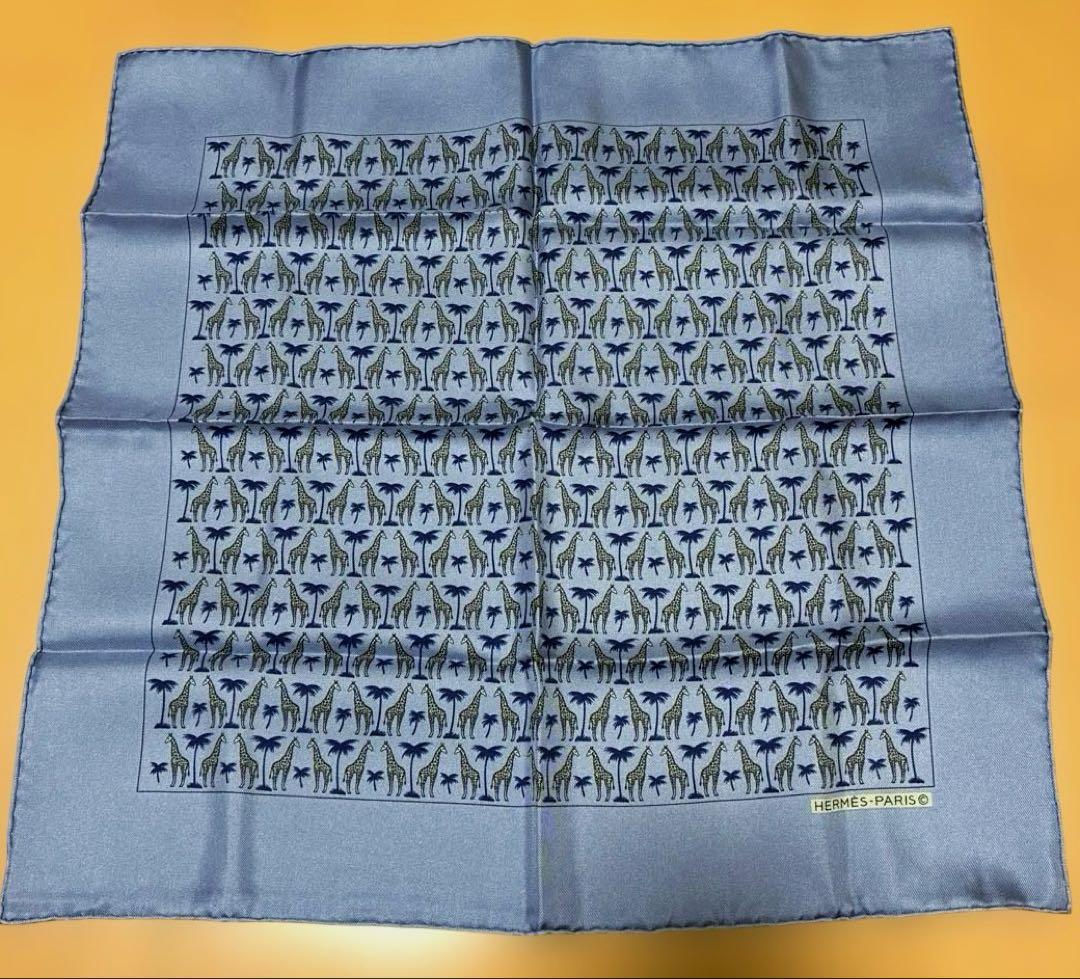【HERMES】新品未使用ポケットチーフ 2枚おまとめキリン柄、タコ柄