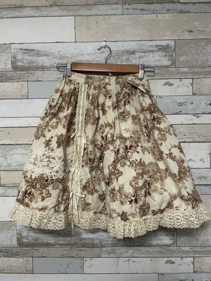 BABY, THE STARS SHINE BRIGHT 花柄スカート