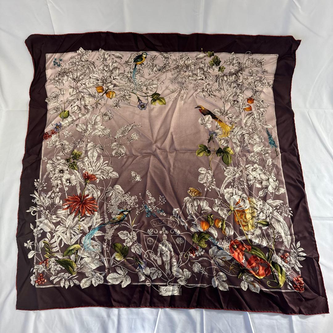 美品 GUCCI グッチ スカーフ クレスト フラワーマルチ ダークパープル