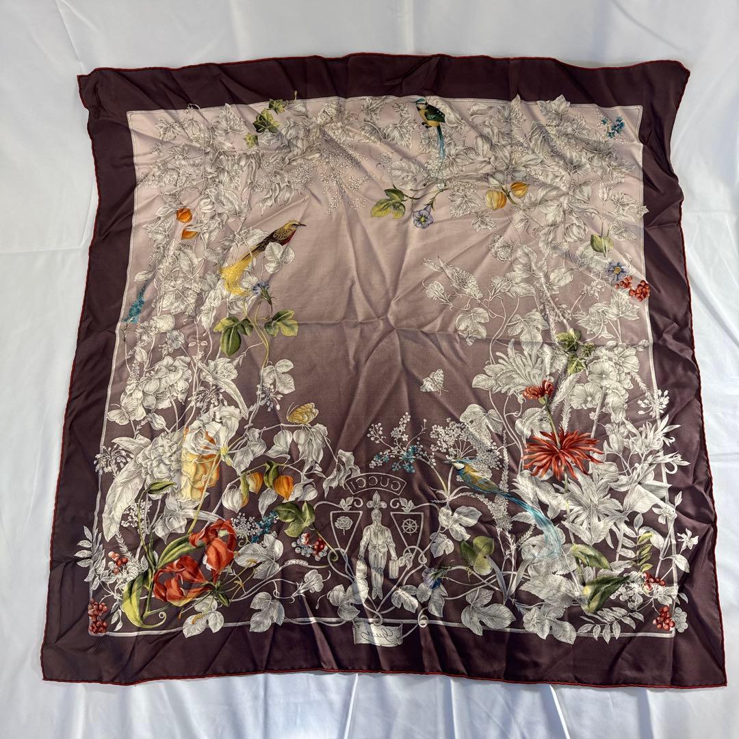 美品 GUCCI グッチ スカーフ クレスト フラワーマルチ ダークパープル