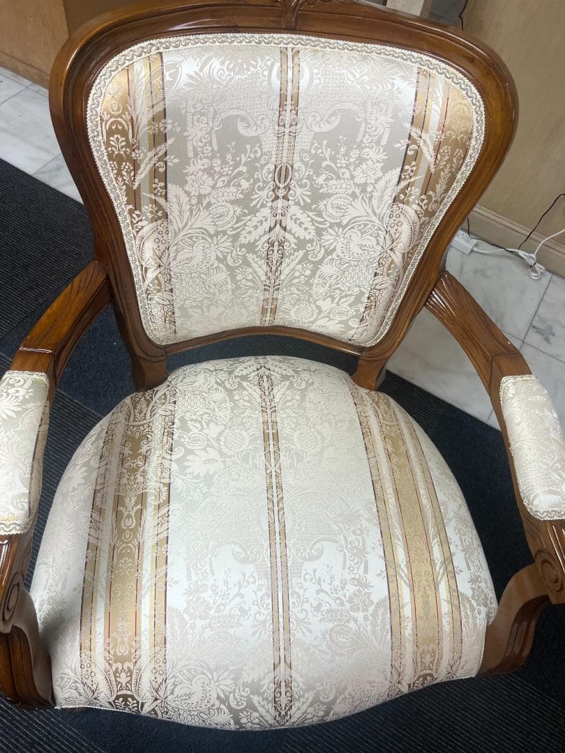 アンティーク風チェア