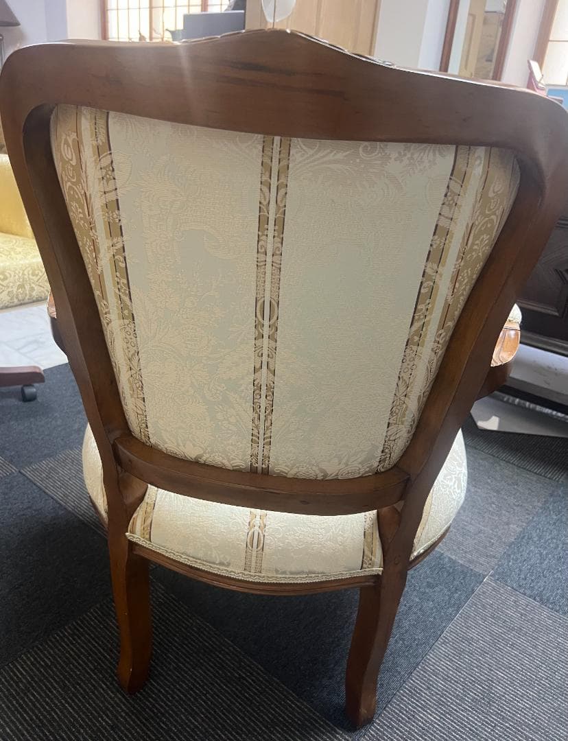 アンティーク風チェア