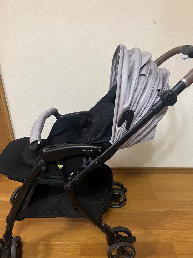 【極美品】 数回使用品 Aprica 2024年　ラクーナビッテクッション 上位