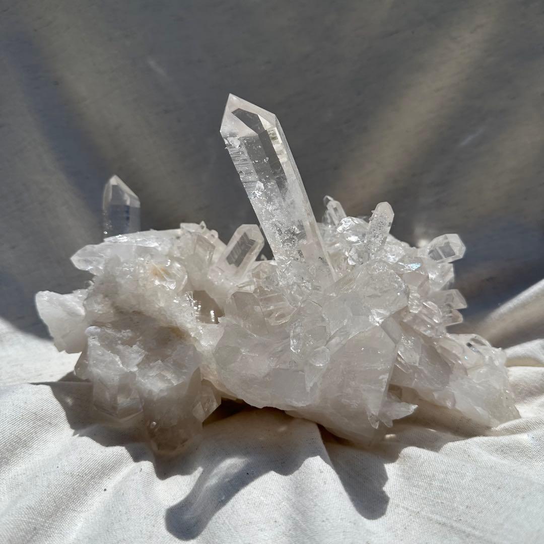 【ヒマラヤ水晶 インド マニハール産 ♡ 透明度高！ 水晶クラスター】