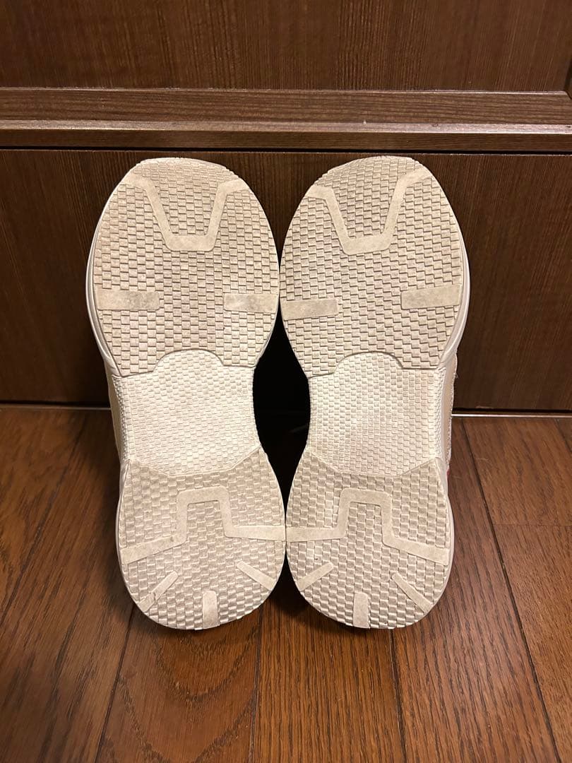 ピンクハウス　チェリー柄厚底スニーカー