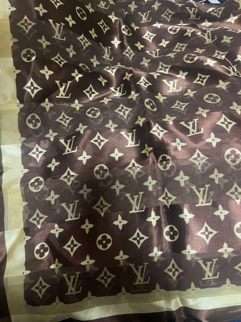 ヴィトン スカーフ