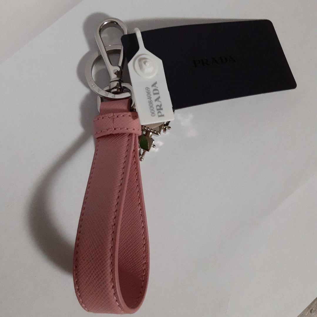 プラダ キーホルダー