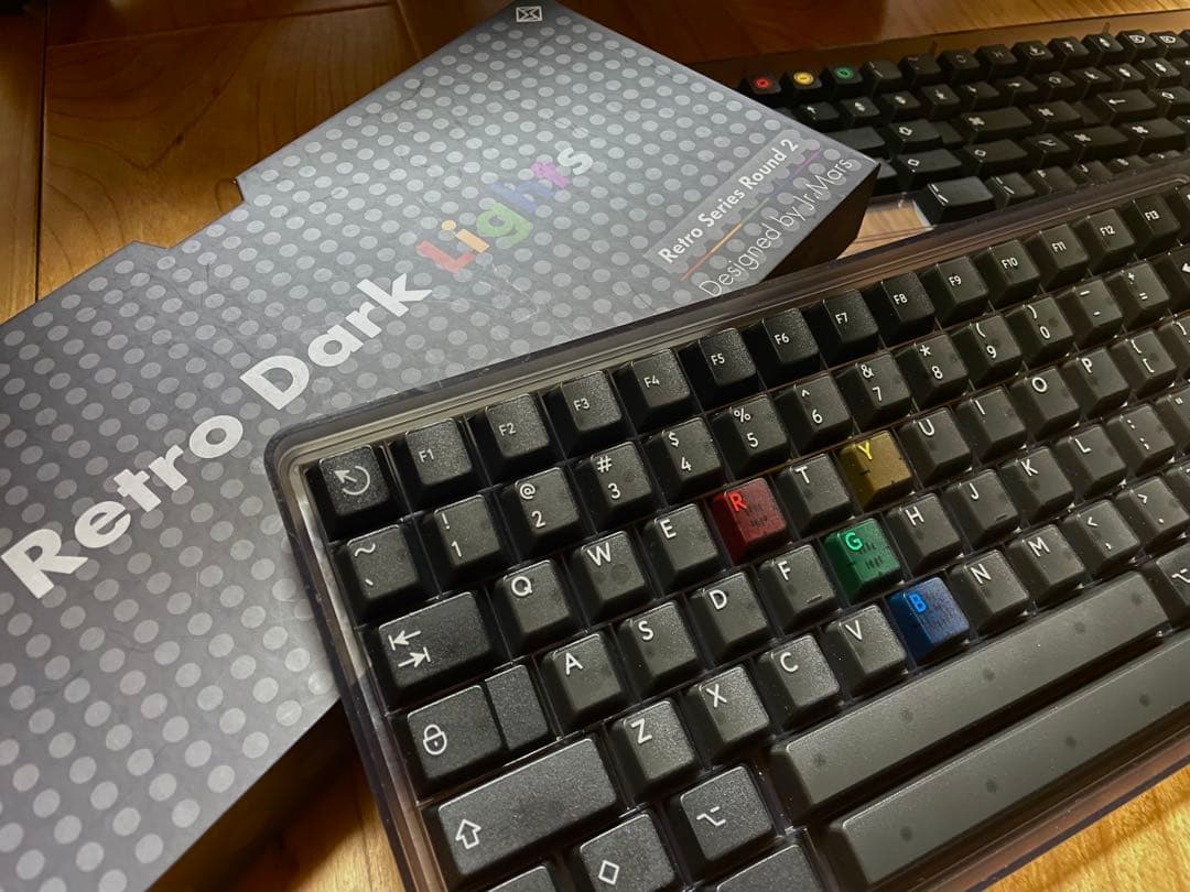 PBTfans Retro Dark Lights キーキャップ