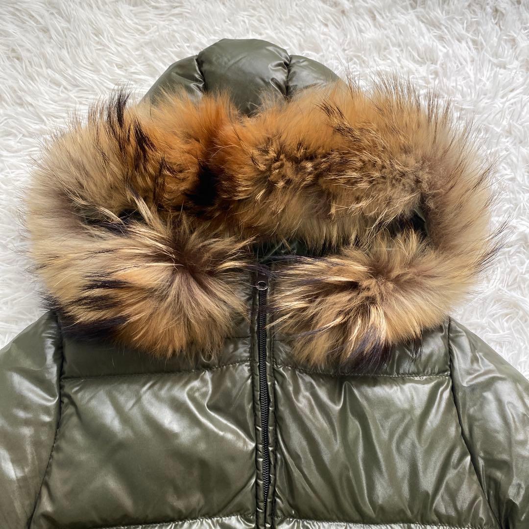 未使用に近い　DUVETICA ダウンジャケット　アダラ　ラクーンファー　カーキ