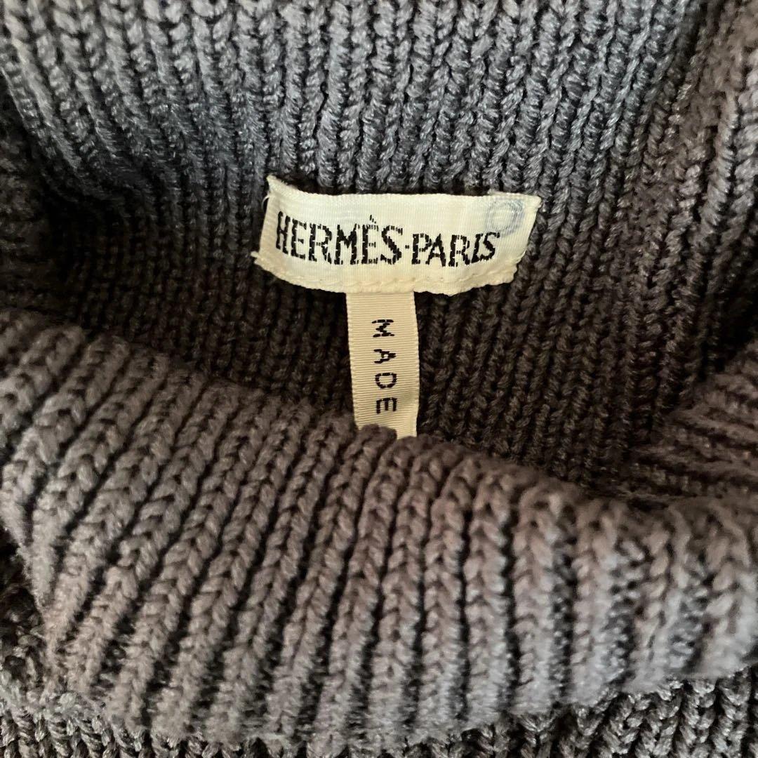 HERMÈS マルジェラ Hロゴボタン グレー ノースリーブ