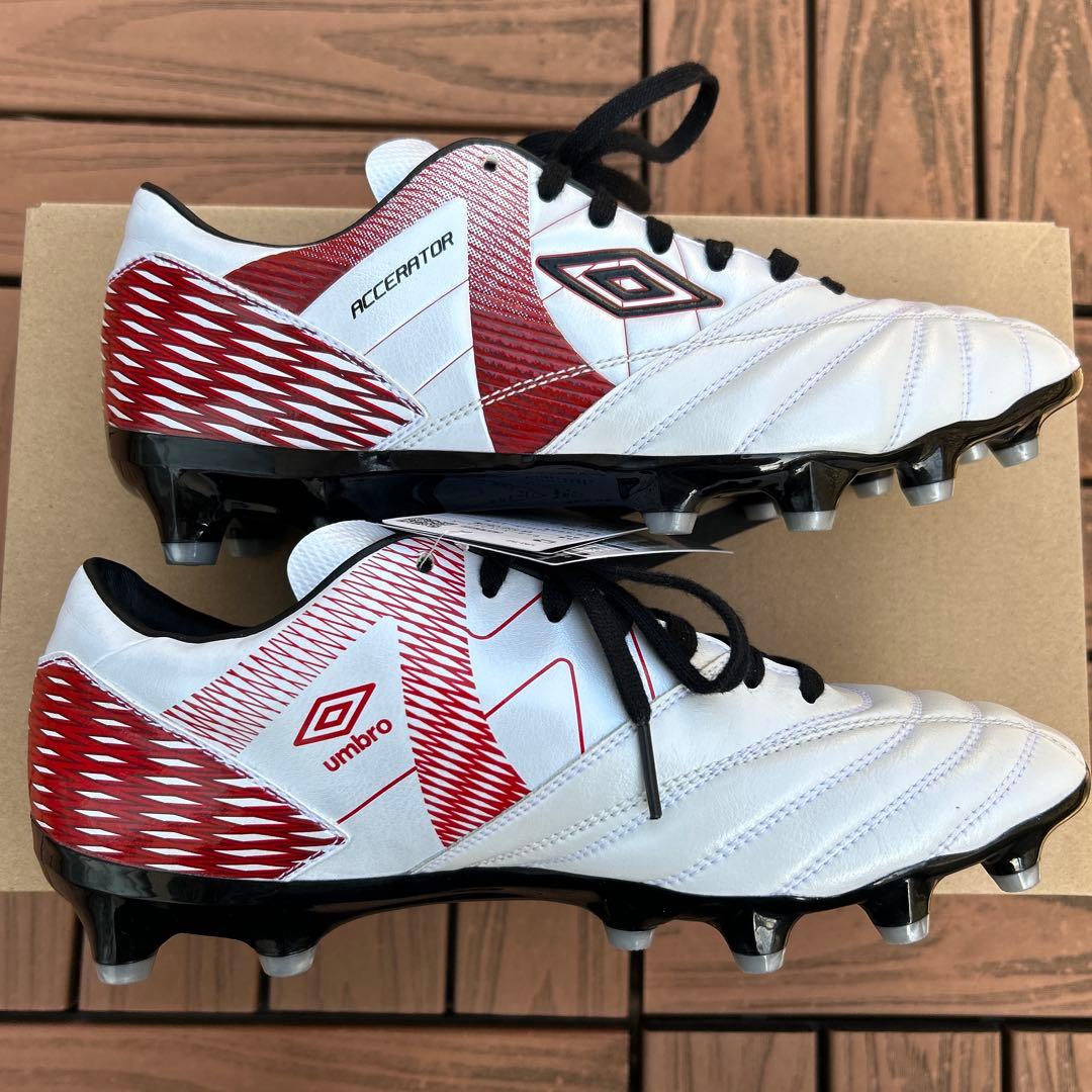 アンブロ　アクセレイター b v３ HG