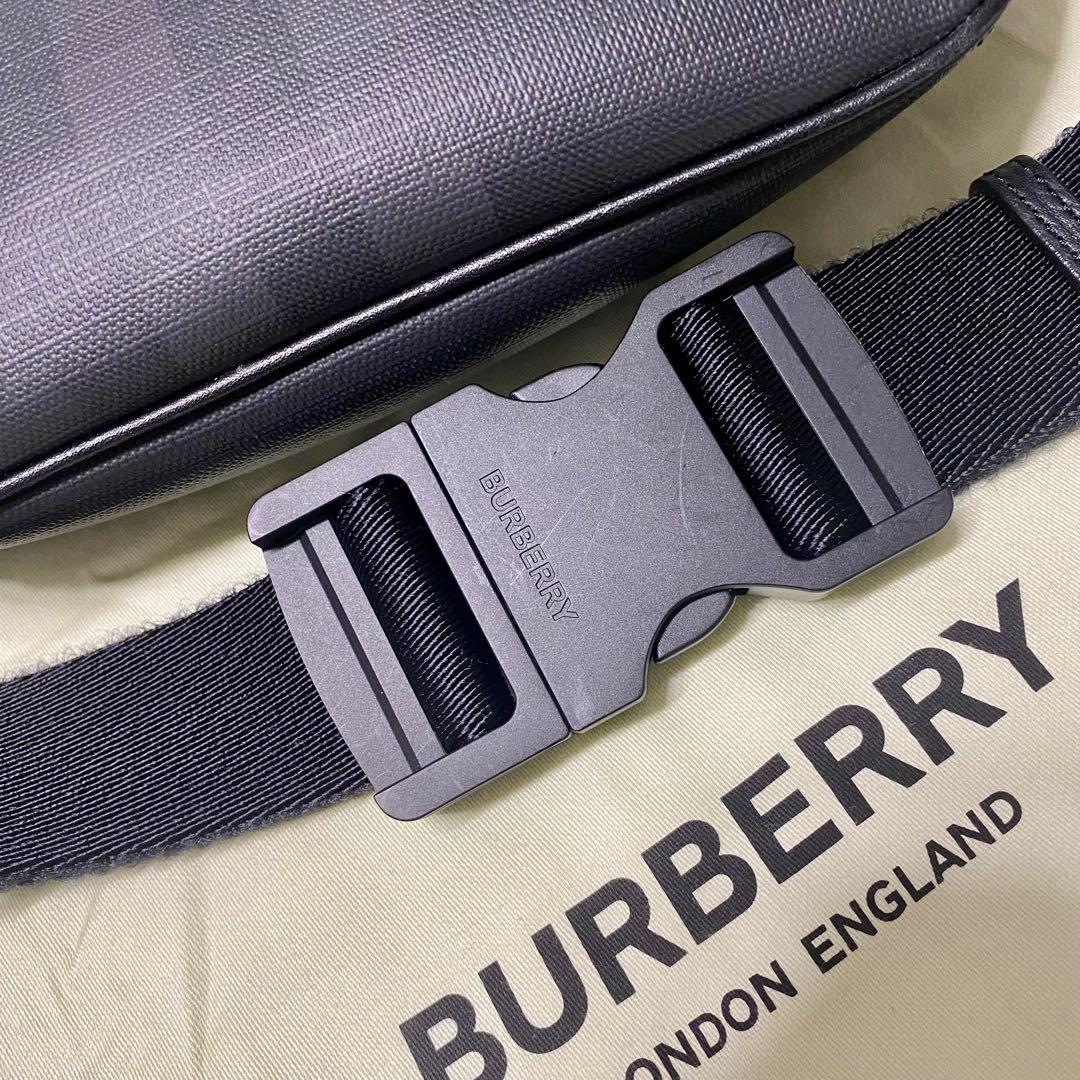 [値下げしました]Burberry バーバリー　ボディバッグ