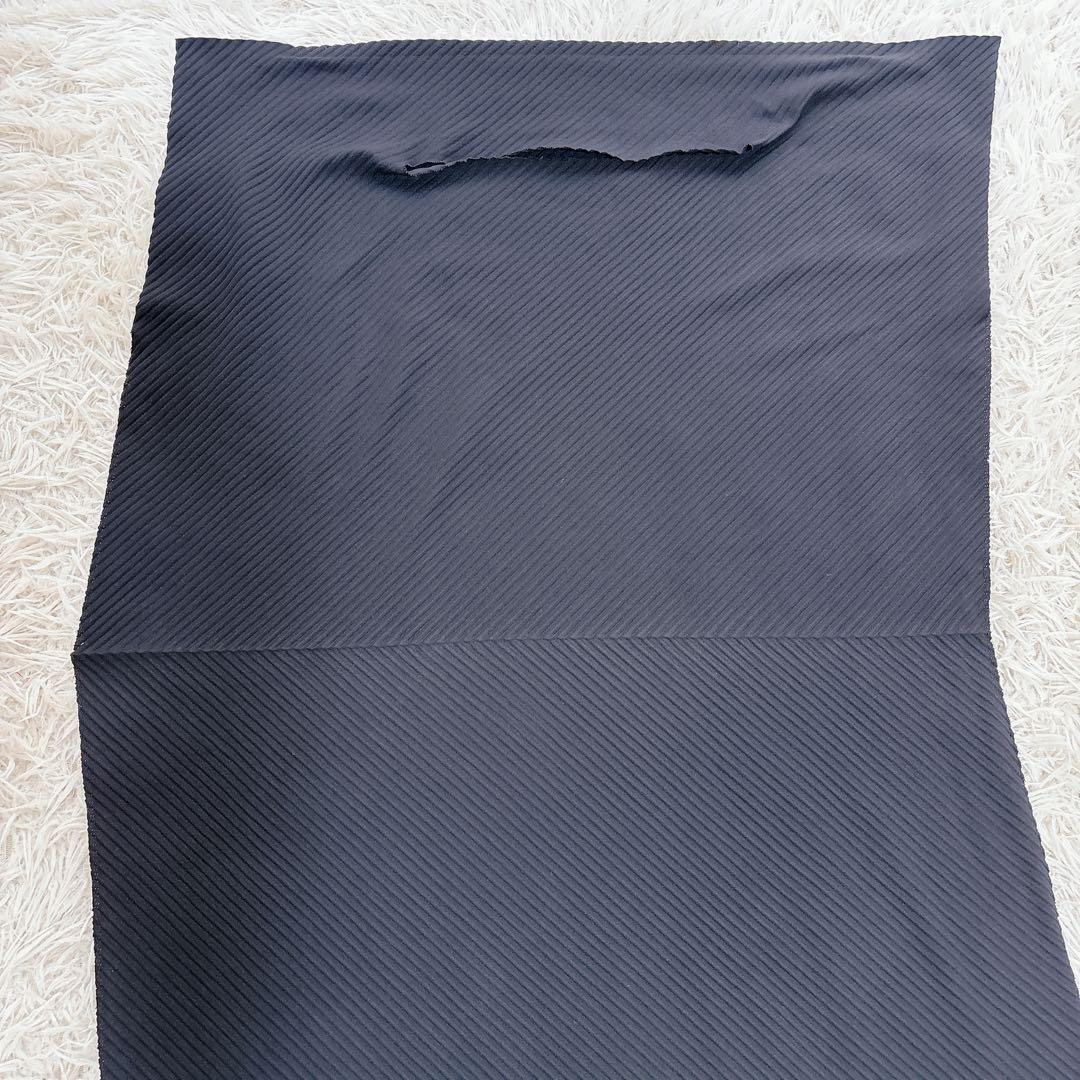 me ISSEY MIYAKE プリーツ ワンピース　アシンメトリー　ブラック